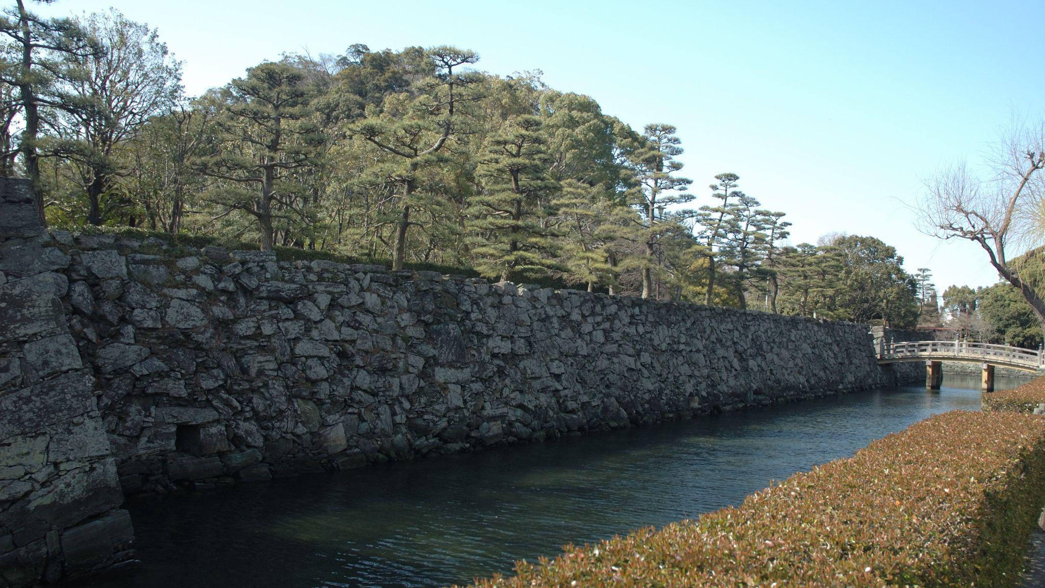 Moat of the San-no-Maru enclosure of the Tokushima Castle