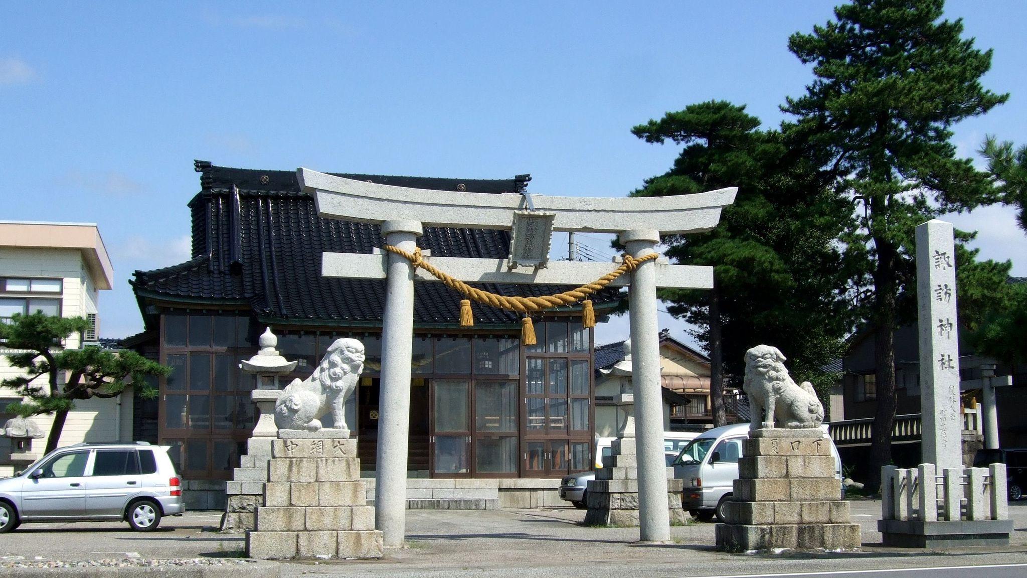 Suwa Shrine in Uozu