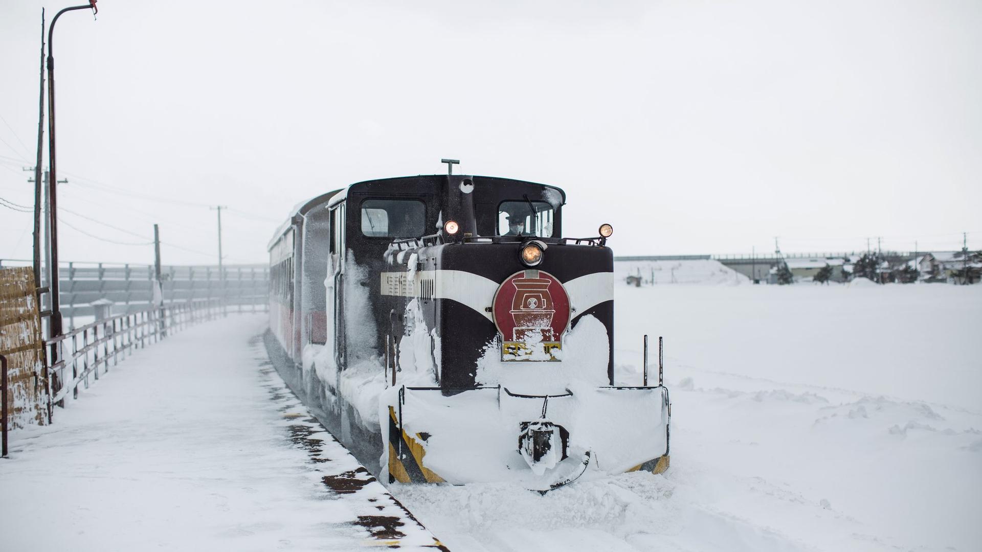 Stove Winter Train