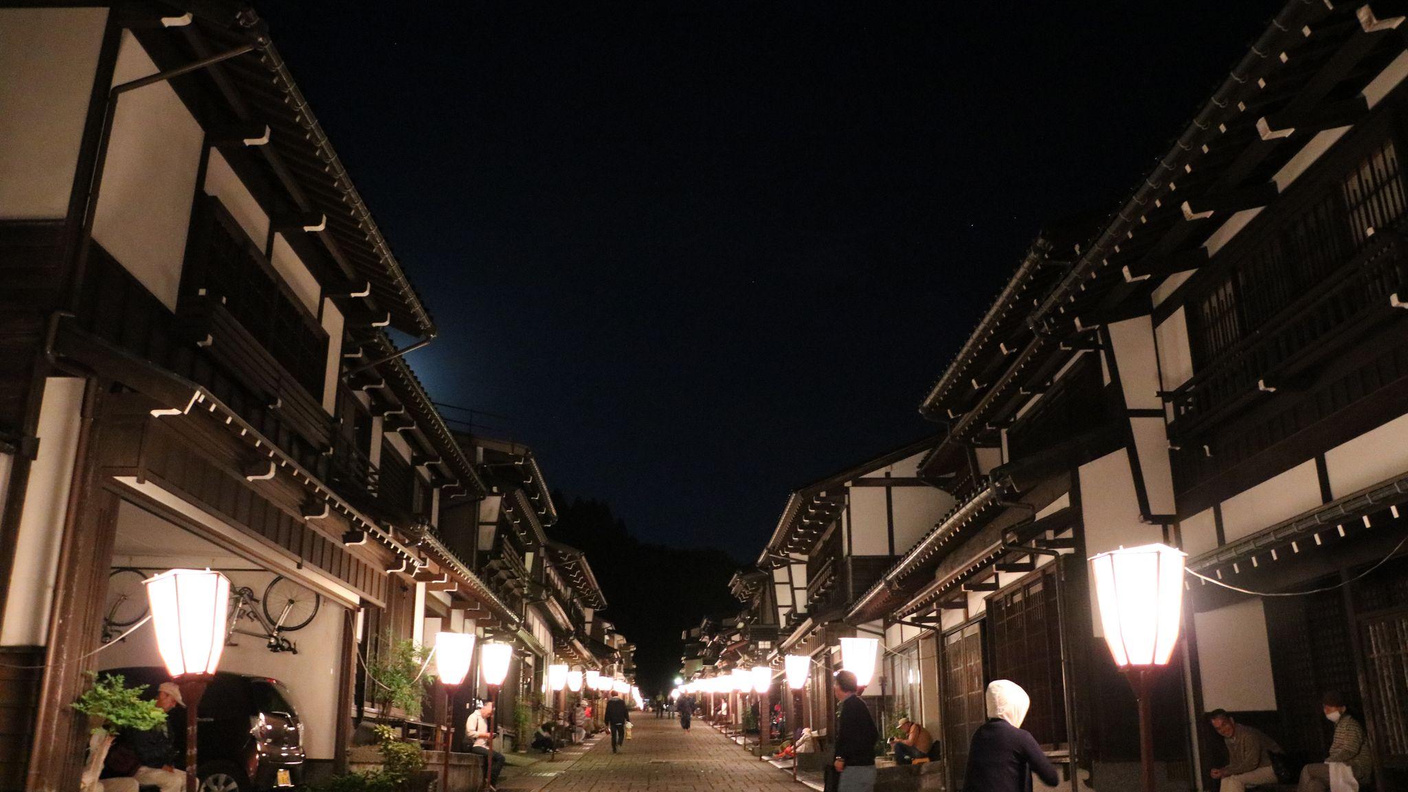 Suwamachi Main Street in Yatsuo-machi