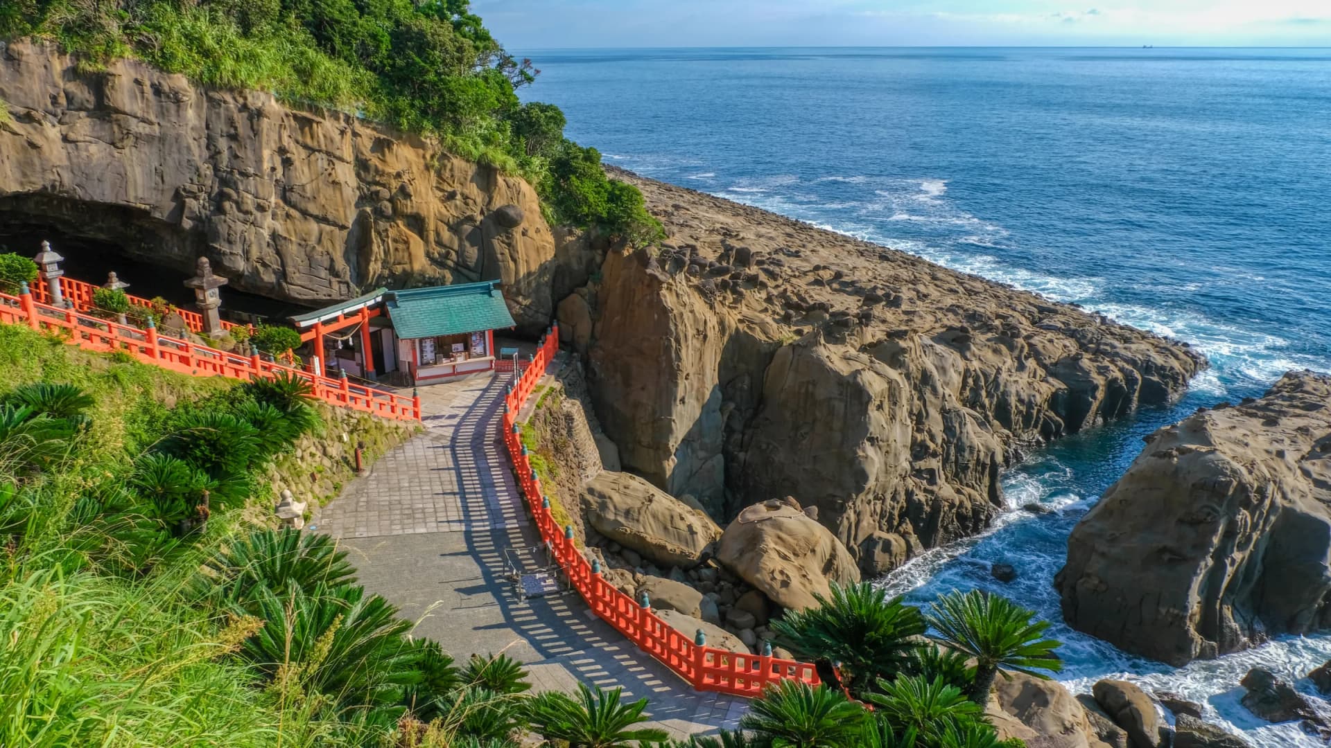 Udo Jingu's vermilion pathway along the coastal cliffs, Miyazaki