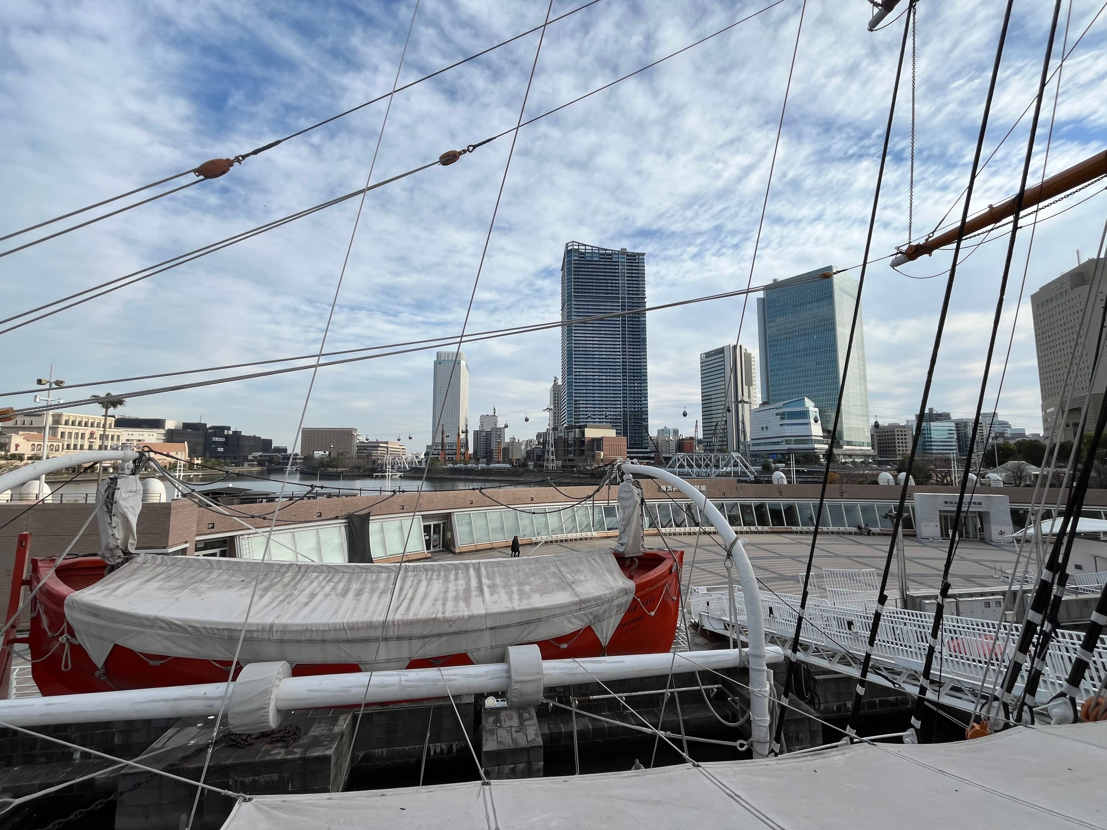 The View of the Yokohama Port Museum from the Ship Nippon Maru