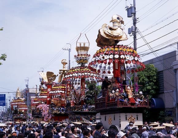 Floats parade at the Takaoka Mikuruma-yama Festival