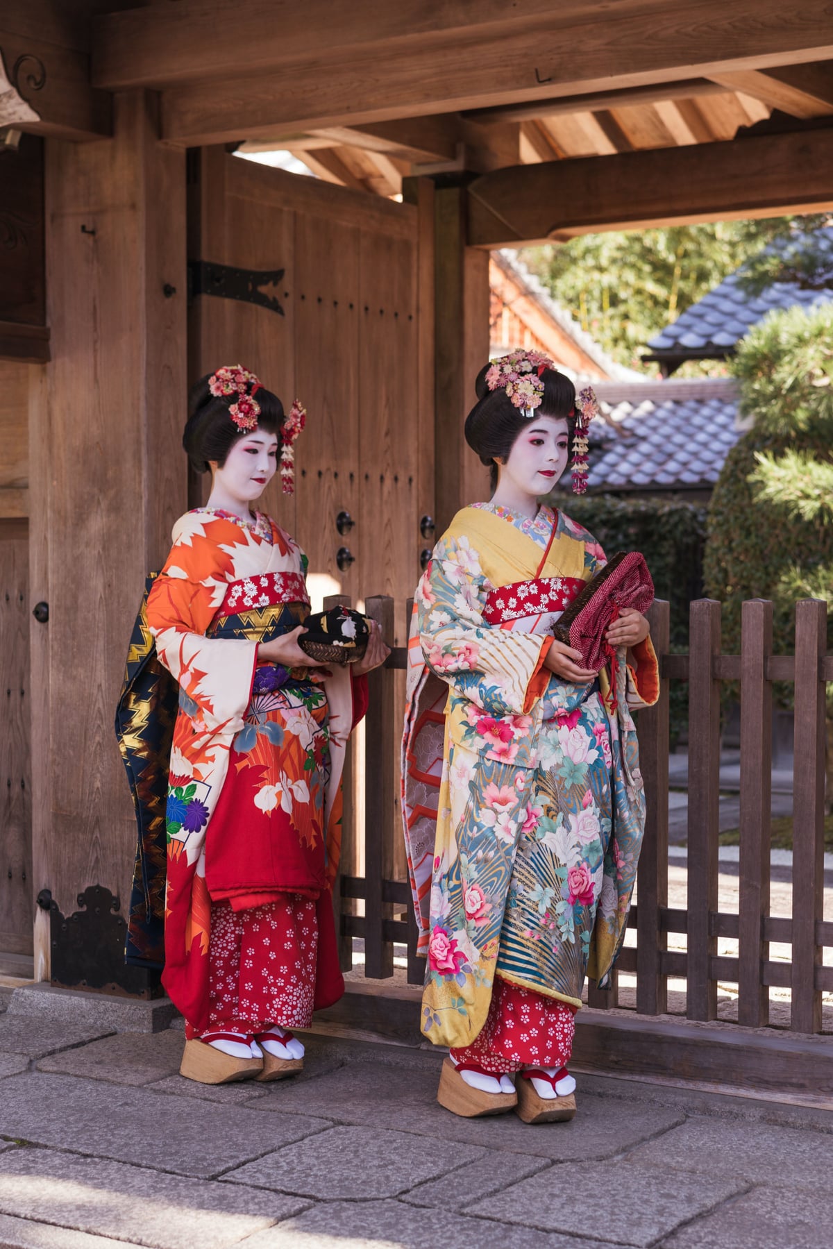 Geishas - symbolic image