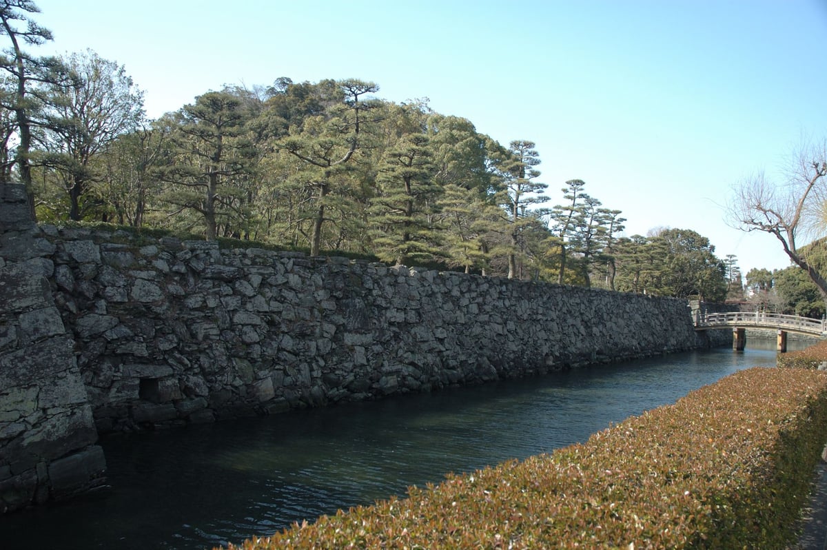 Moat of the San-no-Maru enclosure of the Tokushima Castle